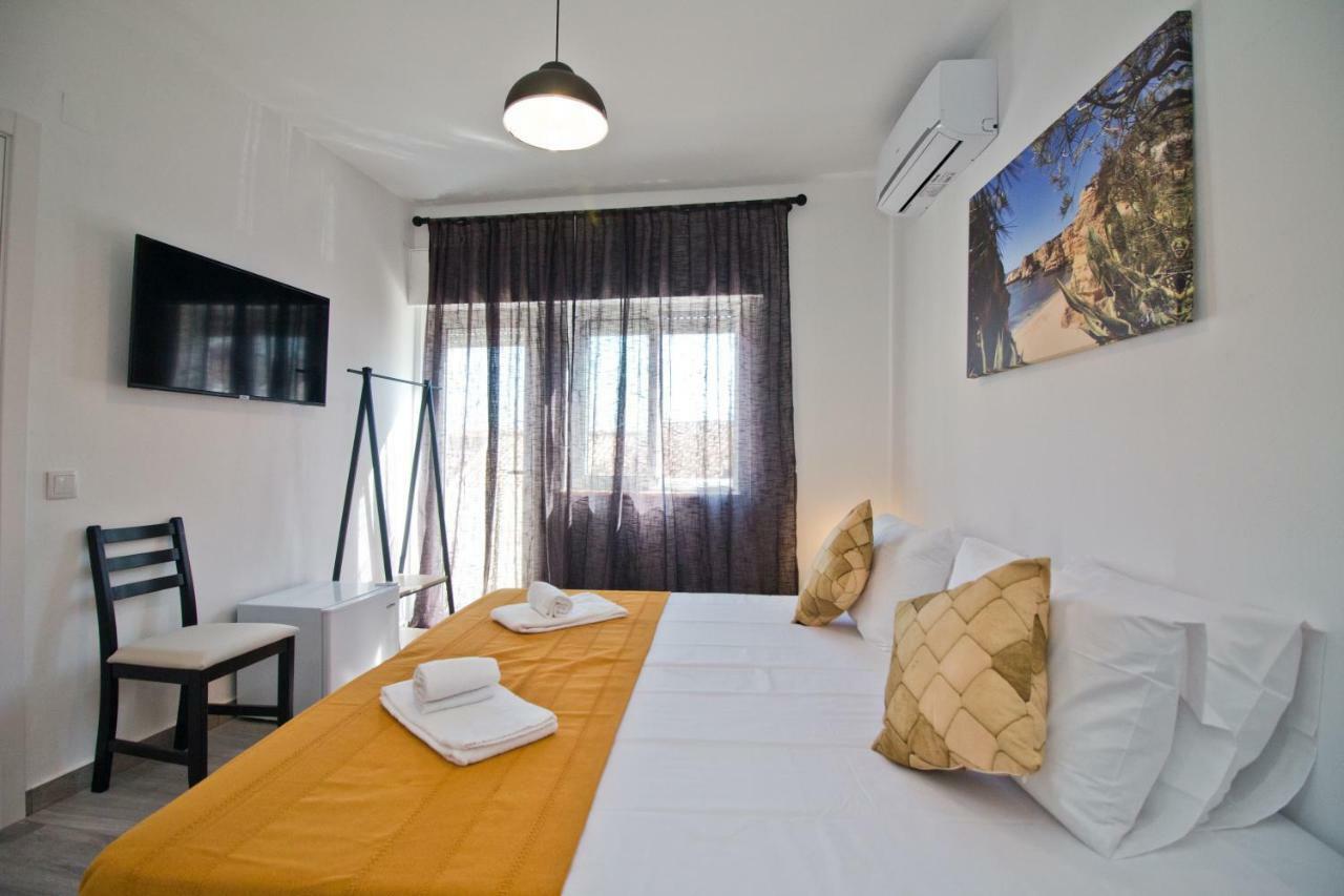 Lodge New Village *