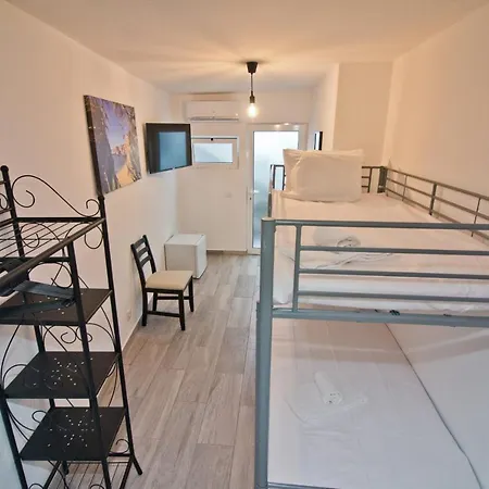 New Village Guest House Lagos Exterior foto