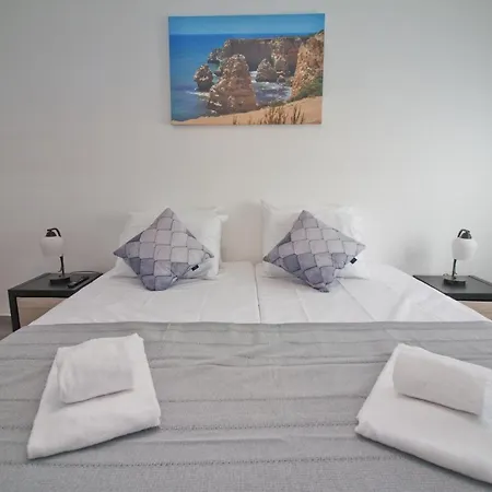 New Village Guest House Lagos Exterior foto